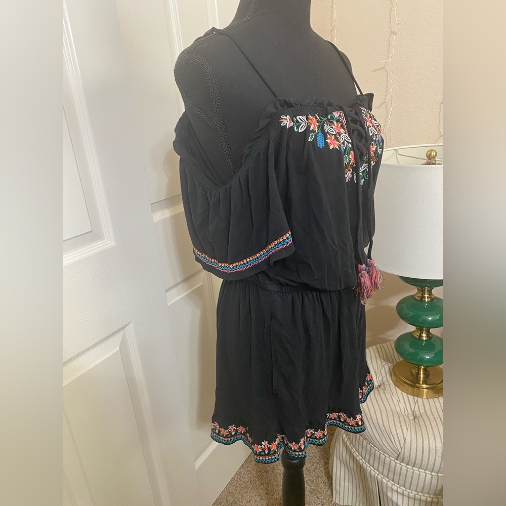 American Eagle AEO Boho Embroidered Floral Soft Knit Romper - Picture 2 of 6